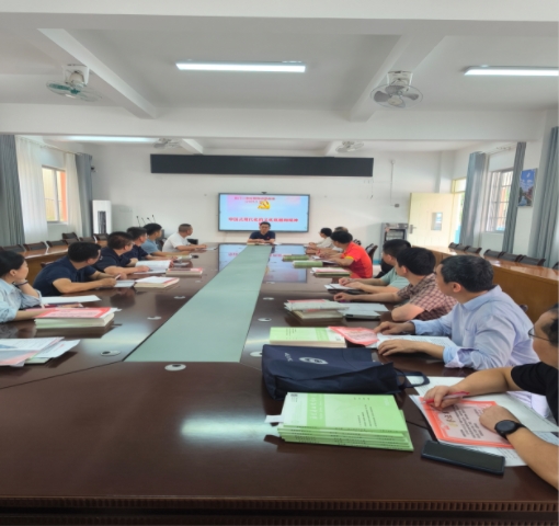 坚定文化自信   引领教师成长 ——长汀一中领导深入思政组上思政课
