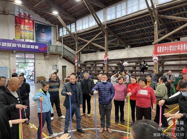 调整大小 4e9c8bc96071834959b013f158406477_80.jpg
